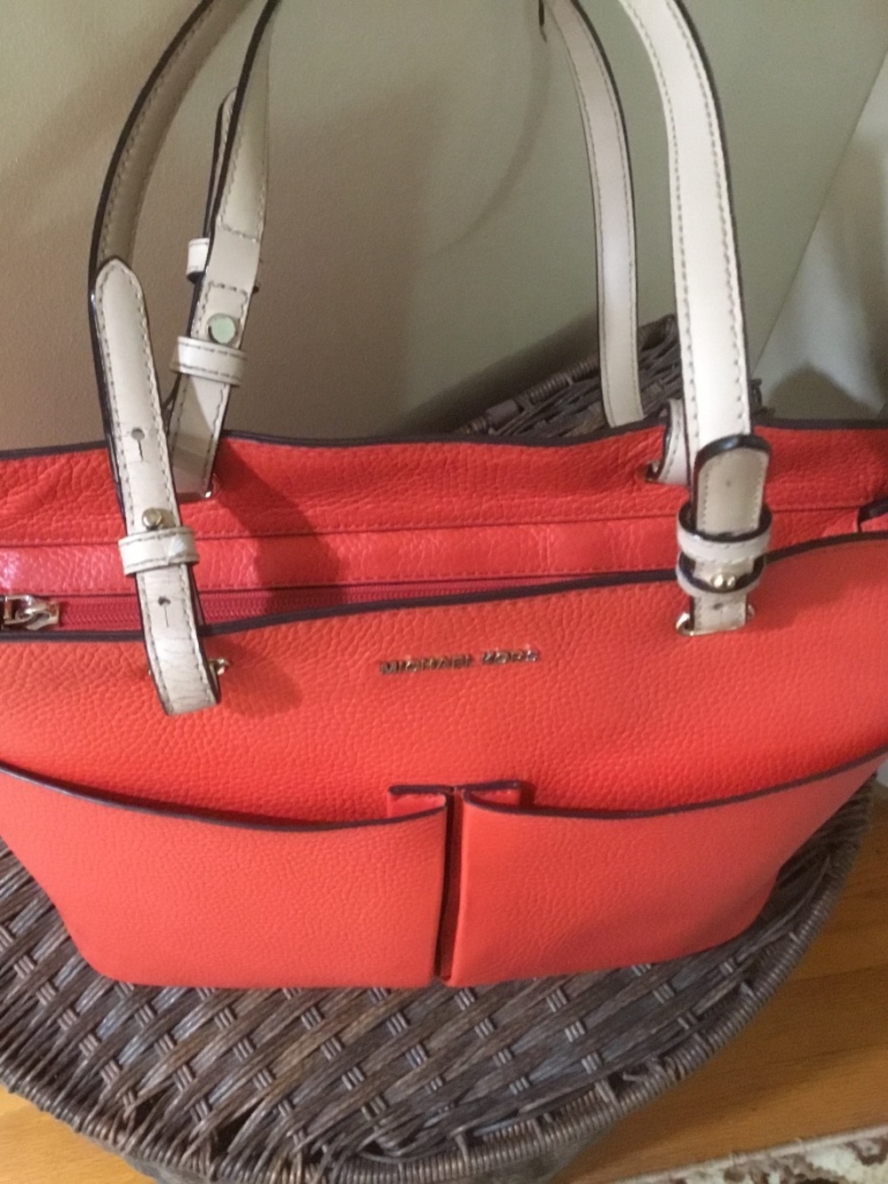 Michael Kors Jet Set Travel Medium Double Pockets Sides Tote (Vegan Leather) - Picture 9 of 16